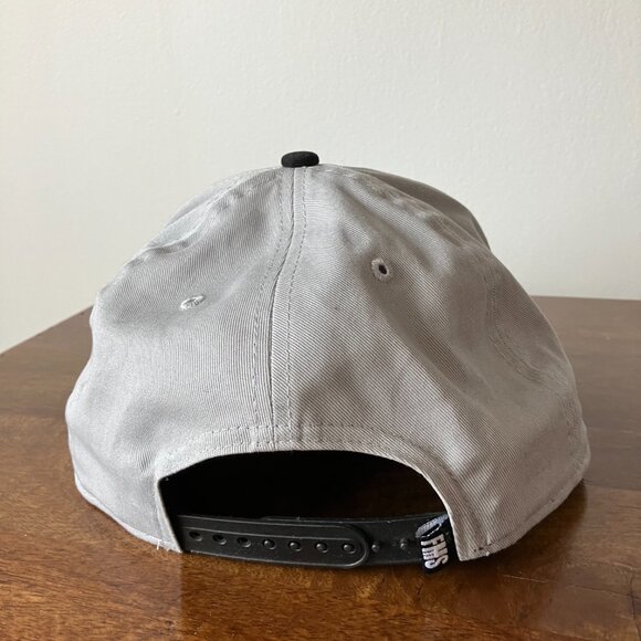 Famous Stars Y2K Gray Snapback hat O/S in GUC - Picture 5 of 9